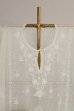 Luxurious Light Sea Green Antique Mukesh Kaftan - Image 2