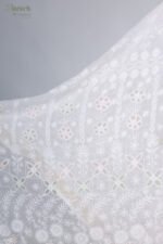 Traditional Kerala Onam Cotton Saree with Golden Border - Image 5