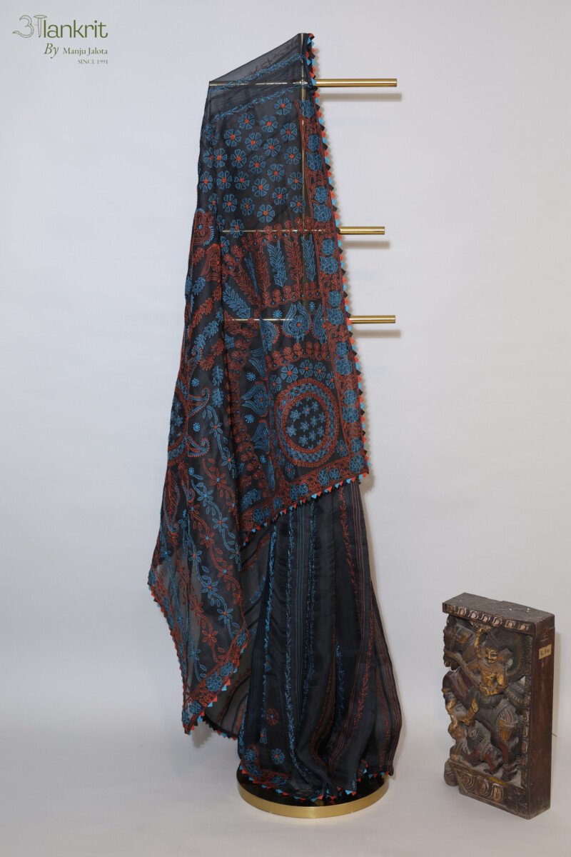 118A5640 (1) Black Saree with Green Thread Chikankari Embroidery - Image 1